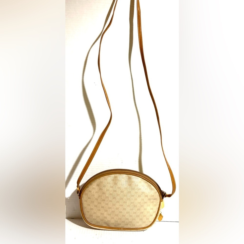 Gucci vintage monogram micro crossbody canvas/ leather bag - Picture 2 of 8